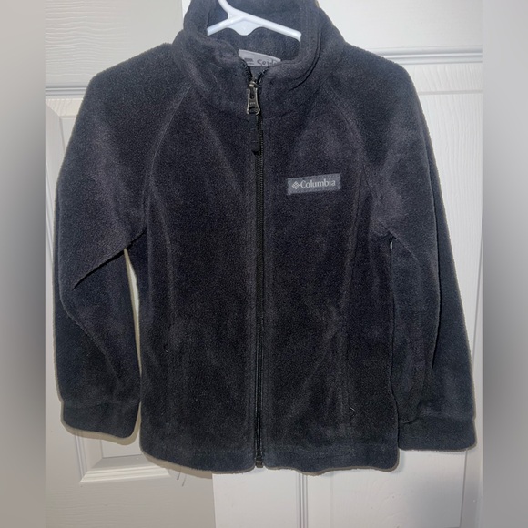 Kids Charcoal Columbia Fleece- Gently Used - Picture 1 of 4